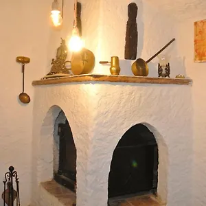 Casa Cueva El Algarrobo , Guadix España